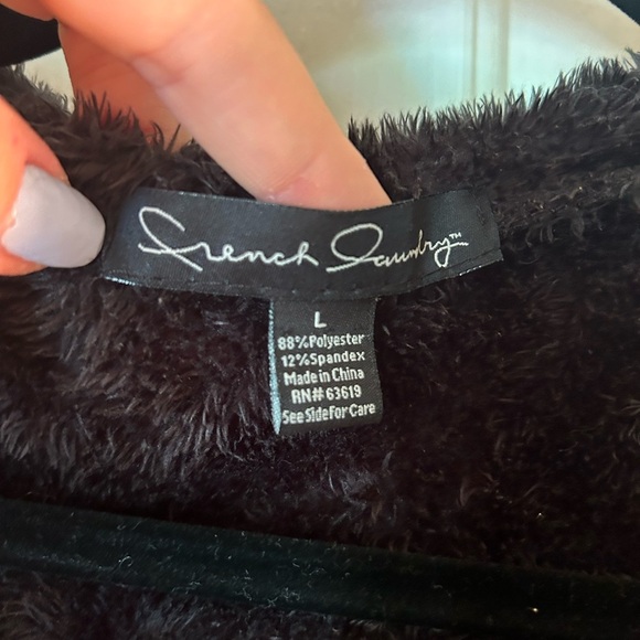 Hooded Faux Fur Black Vest with Pockets // French Laundry // Size Large - Picture 3 of 6